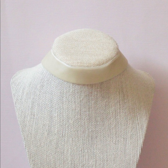 Women’s Handmade Wide Velvet Choker Necklace with Gold Toned Clasp - Picture 5 of 6